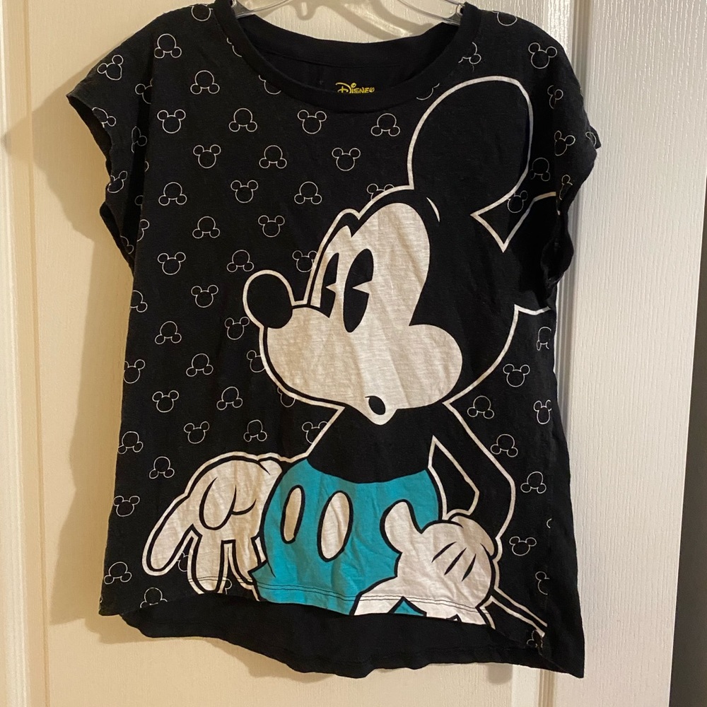 Disney Mickey Mouse shirt size medium